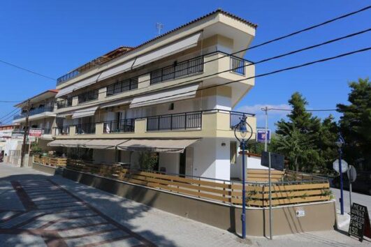 Grčka -Hanioti - Tambos LUX apartmani (Halkidiki)