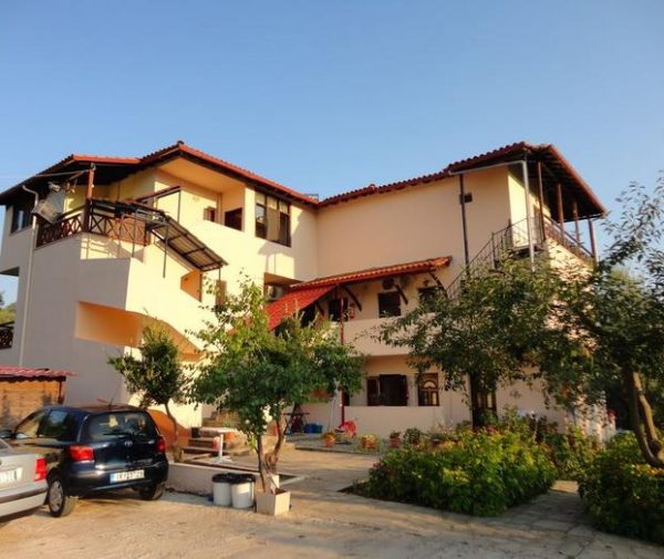 vila_makis_house_letovanje_sitonija_atlantic_travel