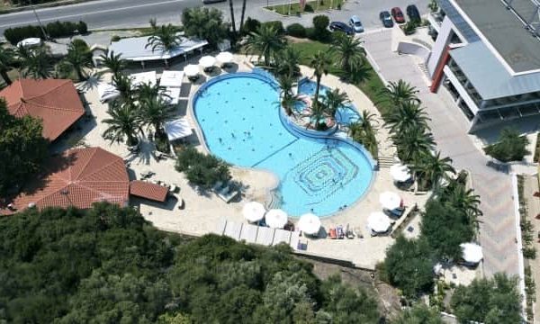 1393427122Barcino Lagomadra Beach 8