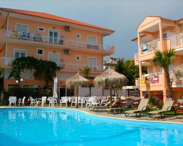 1455620731Leto 2016 Barcino Tours Halkidiki Tasos Hotel Potos 3 (14)